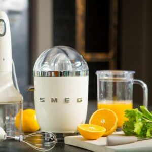Presse-agrumes SMEG