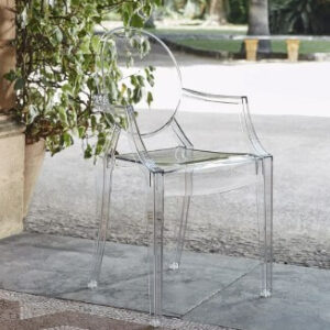 Fauteuil empilable Louis Ghost